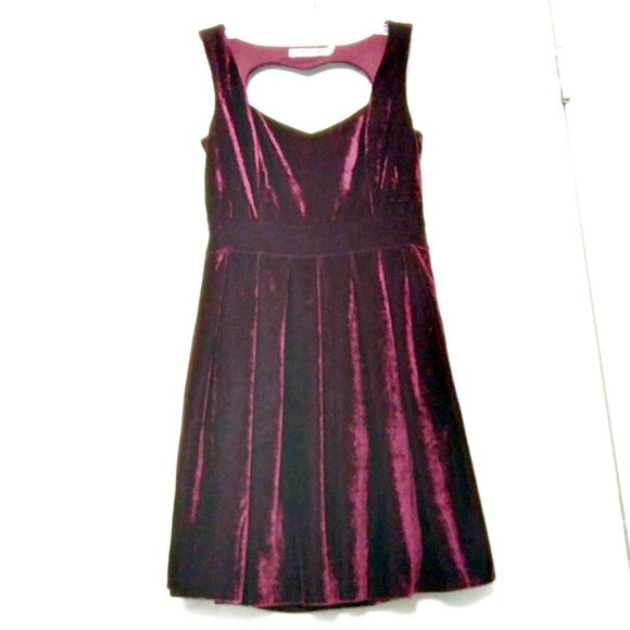 Rehab Fetching Burgundy Velvet  Dress Heart Shaped Back with Side Cut Outs Sz S - Picture 7 of 7